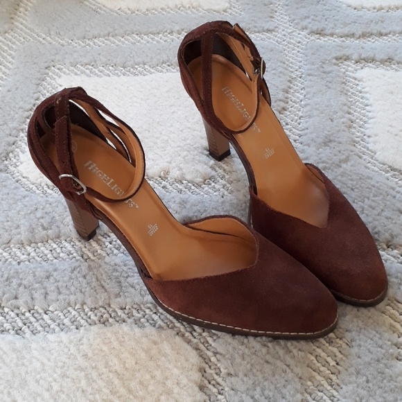 Highlights 6.5 Brown Suede Upper Tie Anckle Heels - Picture 3 of 8
